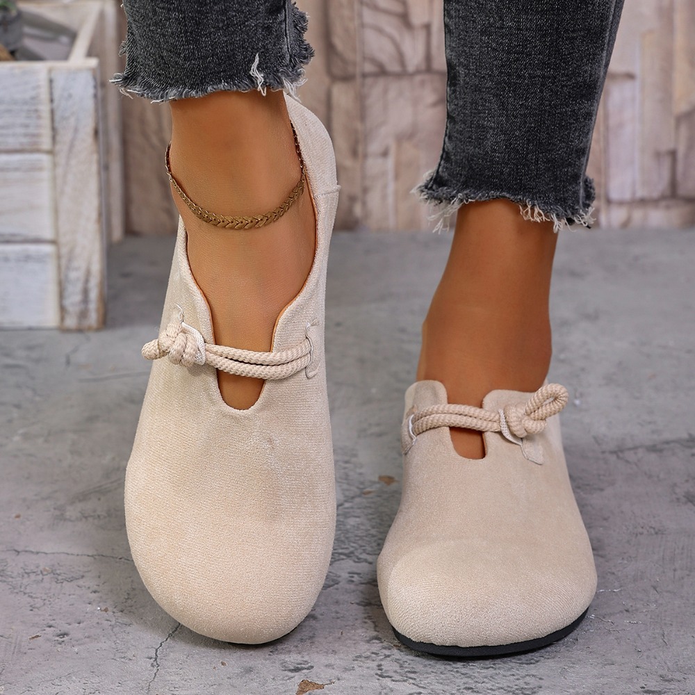 Womens Heels - รองเท้าโลฟเฟอร์ผู้หญิงแบบสวม หัวกลม สายผูกเชือก หนังกลับนุ่ม สวมใส่สบาย ไม่ลื่น