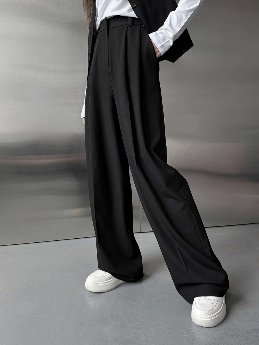 Tailored Trouser Wide - กางเกงสูทผู้หญิง ทรงขากว้าง เอวสูง ทรงตรง มีจีบ ทรงหลวม