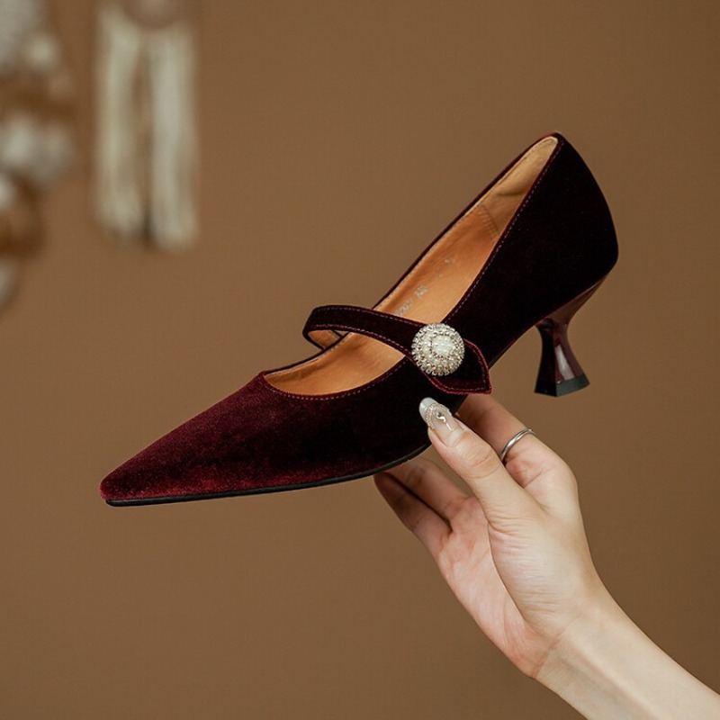 รองเท้าส้นเข็มแบบแมรี่เจนหัวแห - Womens Heels บทวิจารณ์และราคา